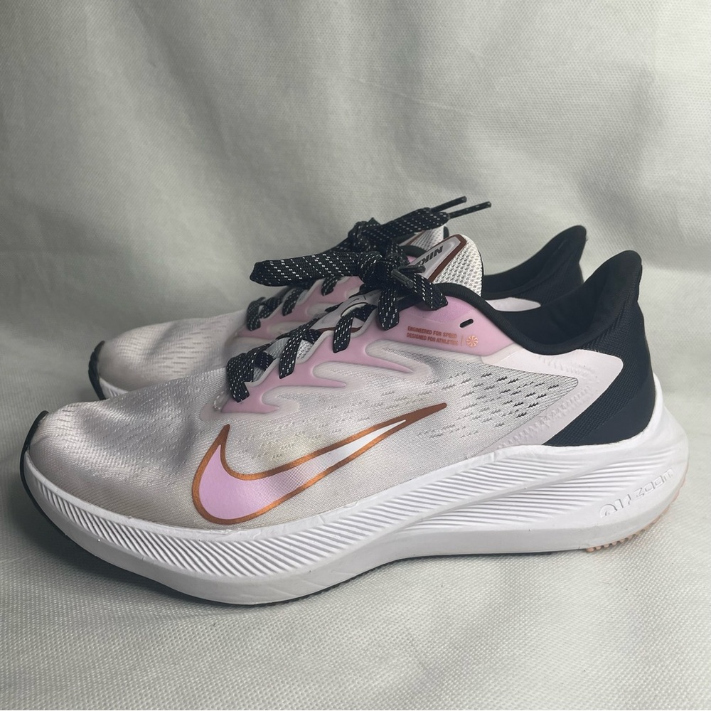 Nike Zoom Winflo 7 Running Shoes Womens Size US 8 EUR 39 Light Violet CJ0302-501 - Picture 8 of 14